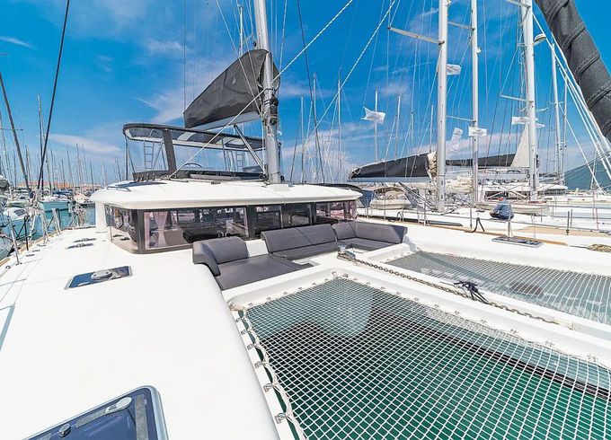 Lagoon 450 Fly