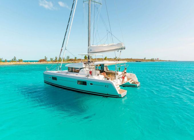 Lagoon 42