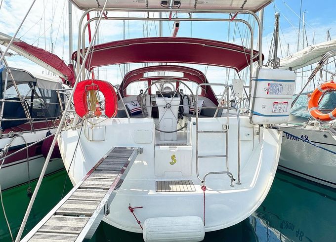 Beneteau Oceanis Clipper 393