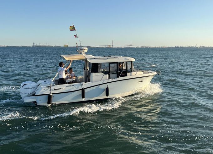 Quicksilver Pilothouse 755