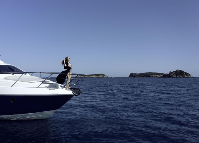 Azimut 55