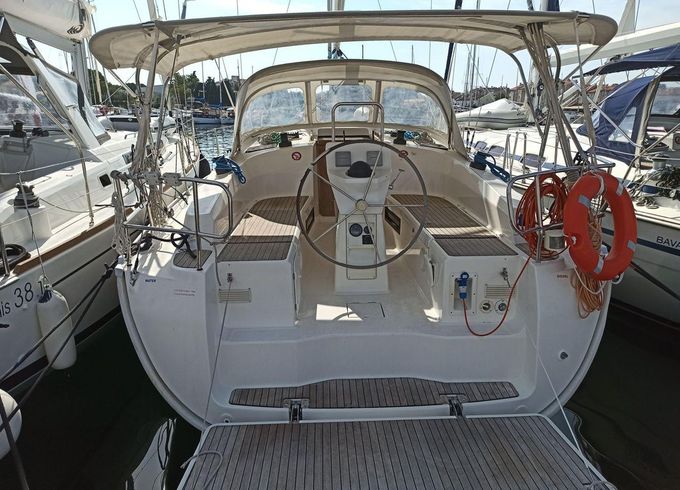 Bavaria Cruiser 36