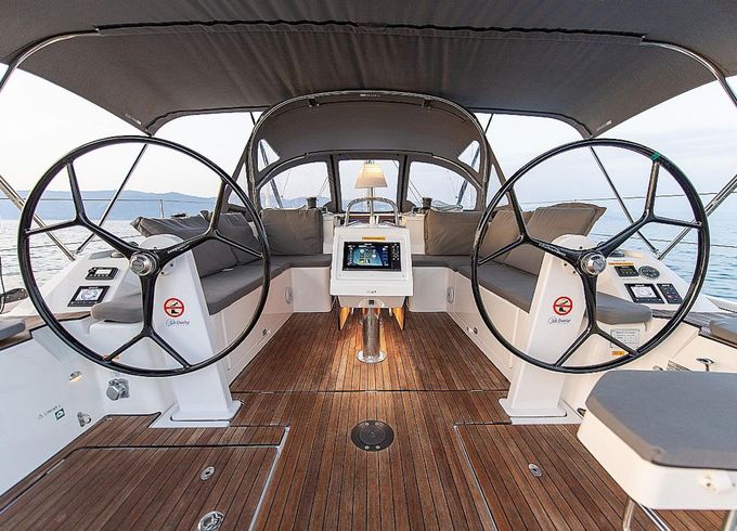 Bavaria Cruiser 42