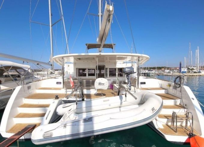 Lagoon 450 F