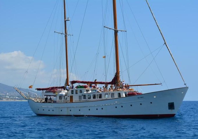 Yarrow & Co Ketch 110