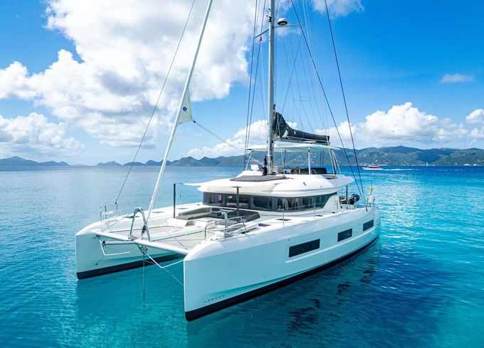 Lagoon 55