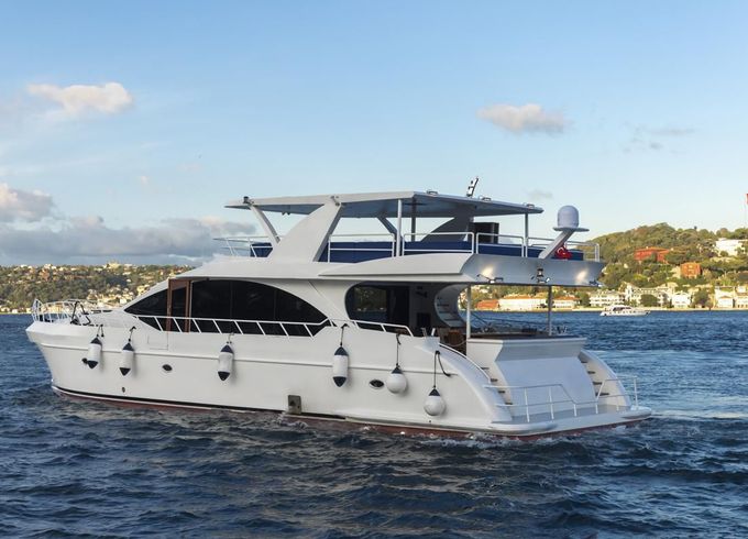 Motoryacht 79