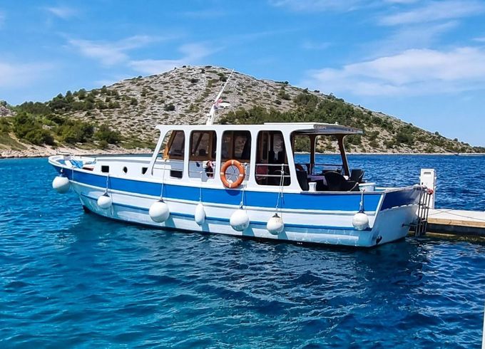 Custom Menorquin 46