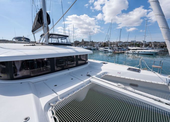 Lagoon 42