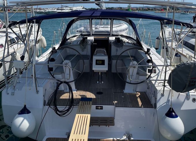 Bavaria C42