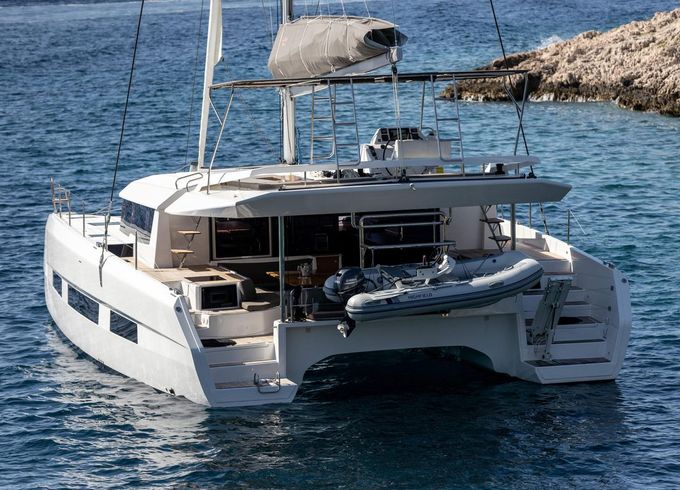 Dufour 44 Cat