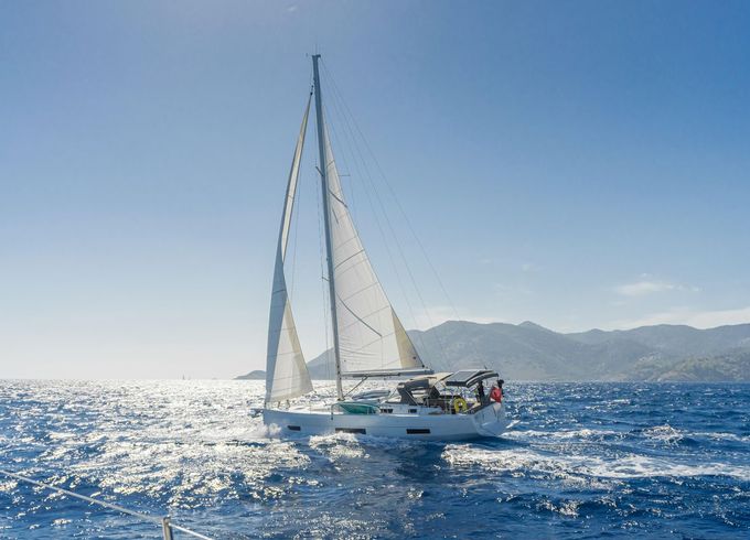 Dufour 470