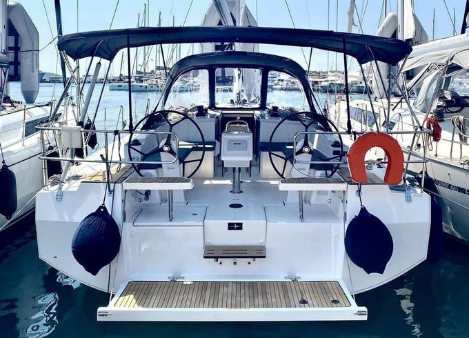 Bavaria C42