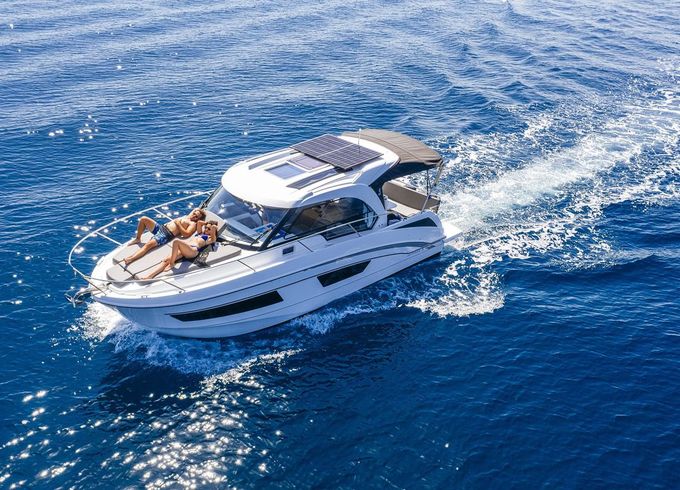 Beneteau Antares 9