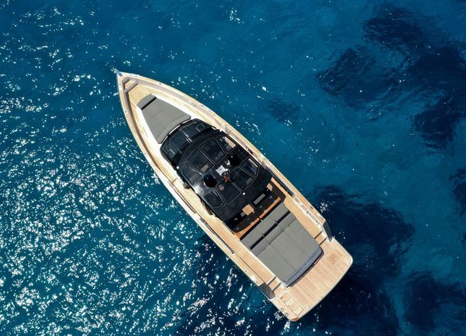 Fjord 52
