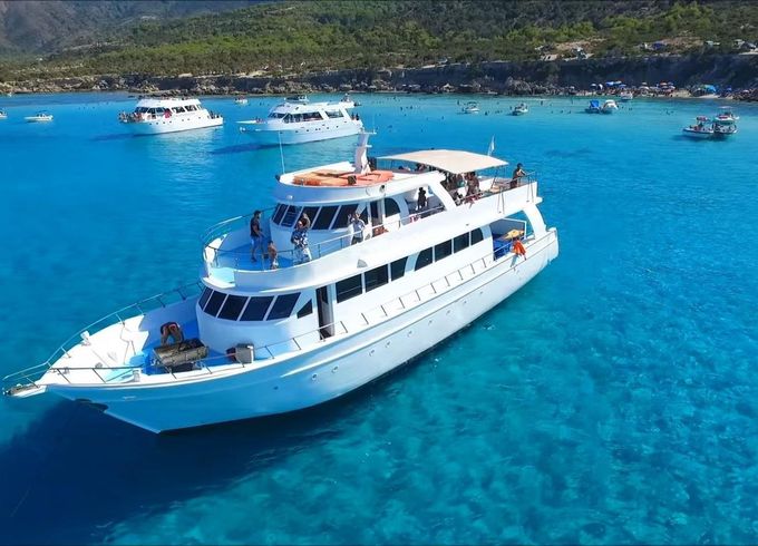 M/B Motoryacht 98'