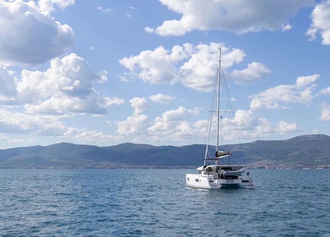 Lagoon 42