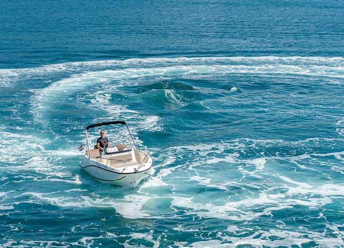 Quicksilver 605 Active Open