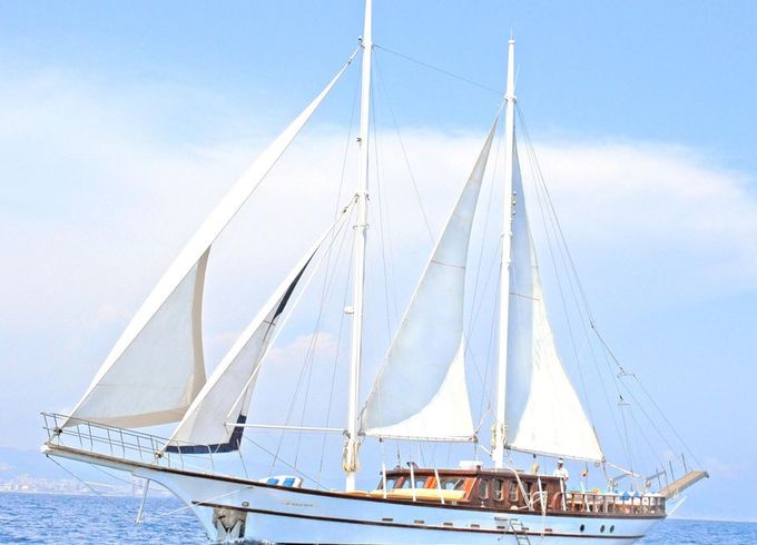 Aegean Yacht ESCAPADE 72