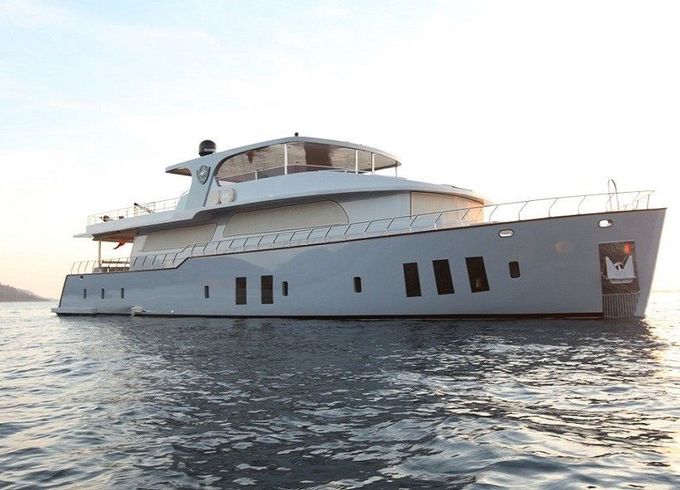 M/Y TRAWLER