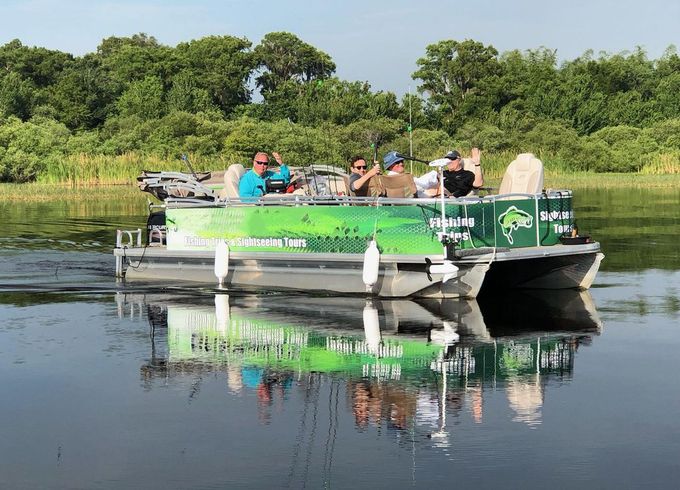 Misty Harbor Pontoon 23