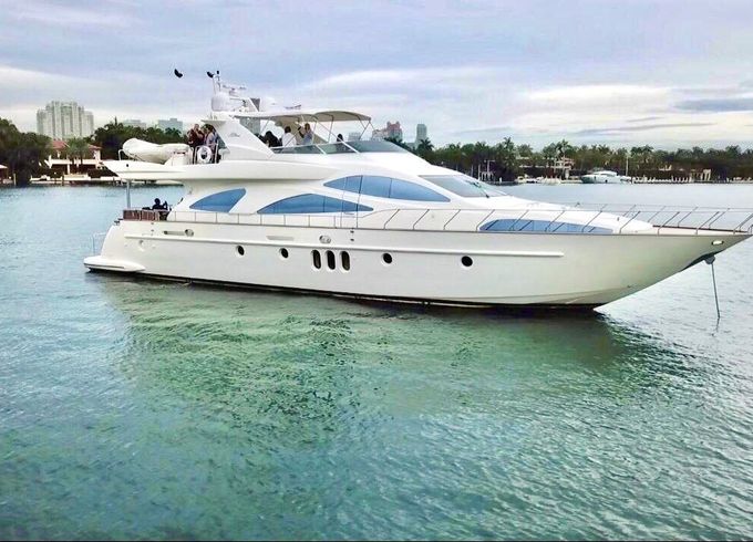 Azimut Flybridge 80