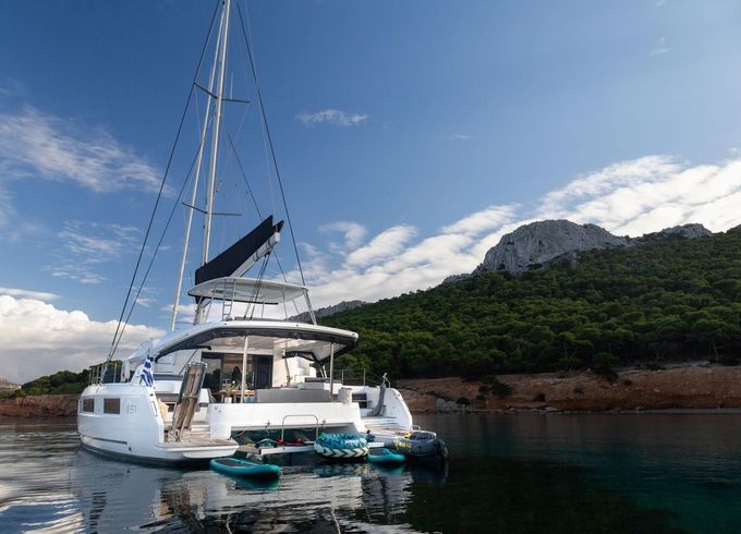 Lagoon 51