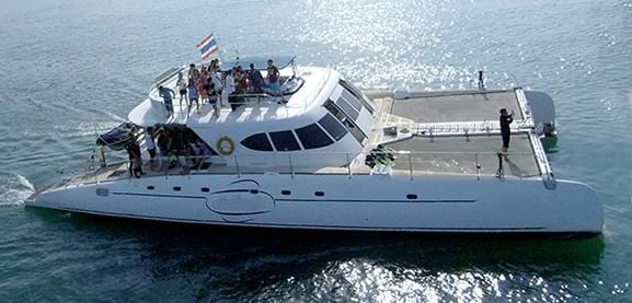 Catamaran 70