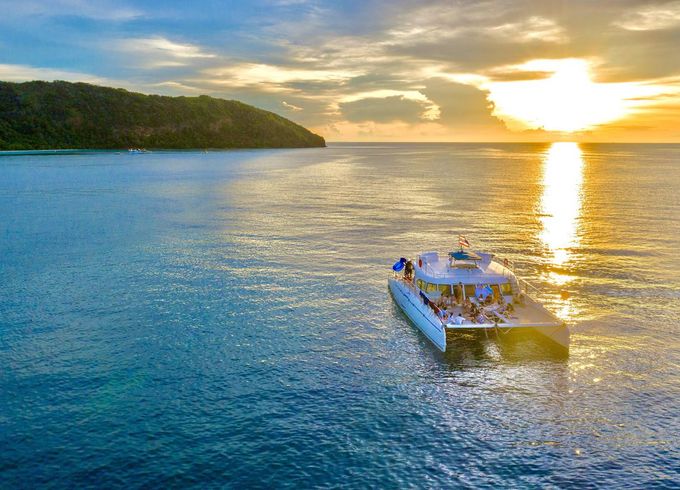 Catamaran 70