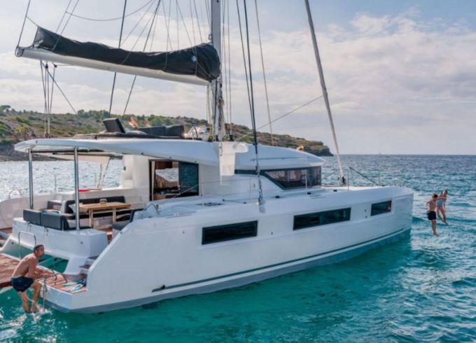 Lagoon 50