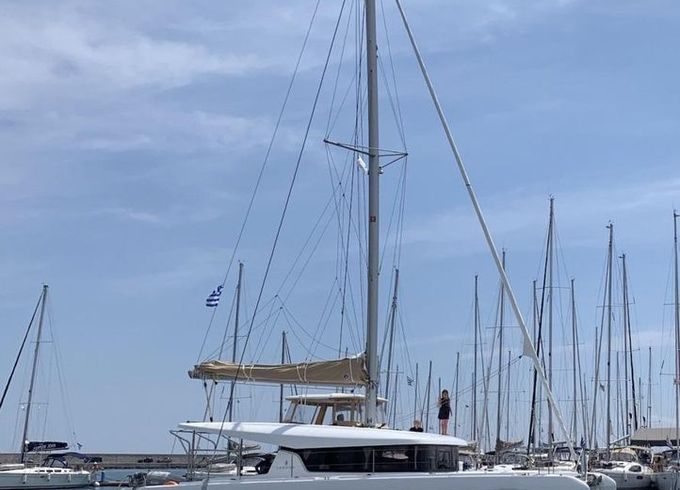 Lagoon 42