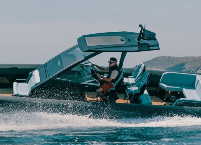 Technohull 38 Grand Sport
