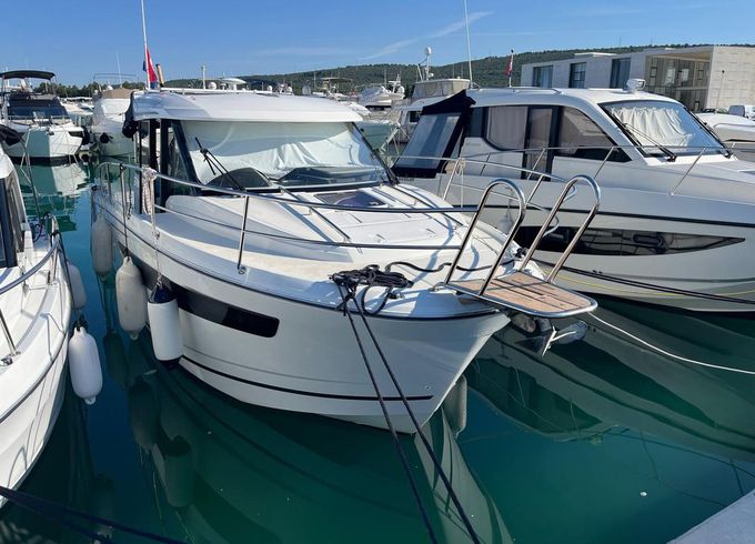 Jeanneau Merry Fisher 895