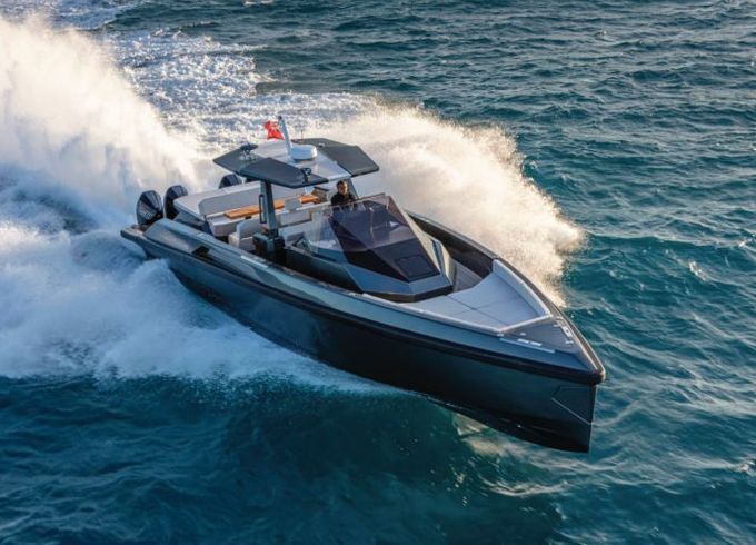 Wally Tender 48X