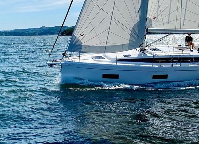 Bavaria Cruiser 42