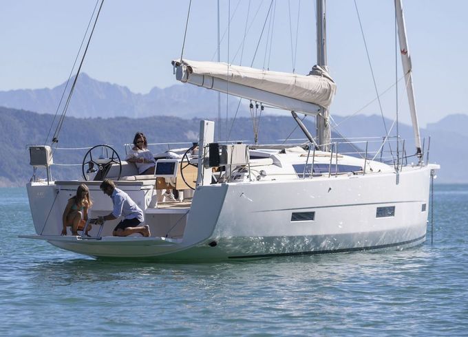 Dufour 430 GRANDE BLUE