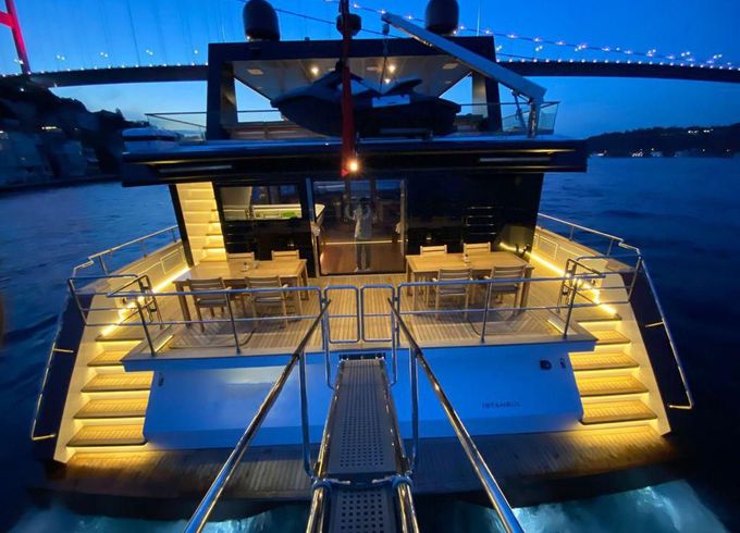 Catamaran 56