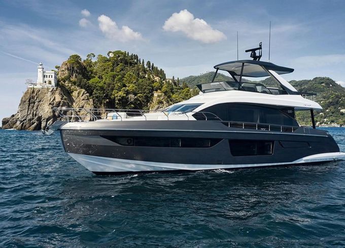 Azimut 68