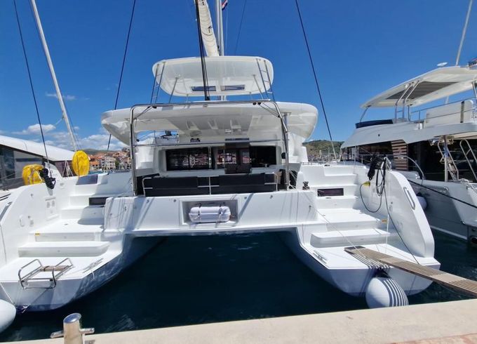 Lagoon 46