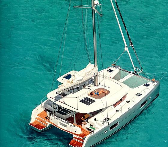 Lagoon 42