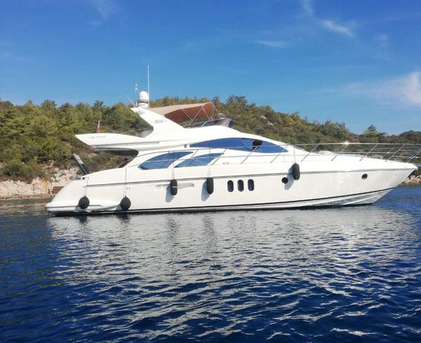 Azimut 55