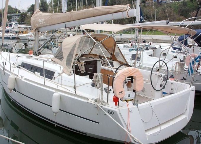 Dufour 350 Grand Large