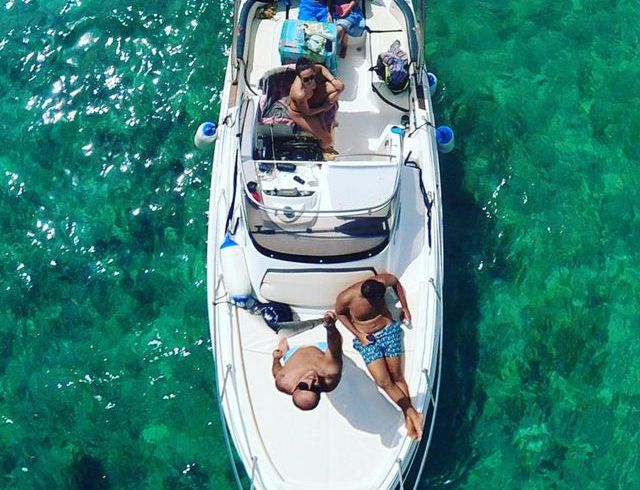 Marinello 26 cabin