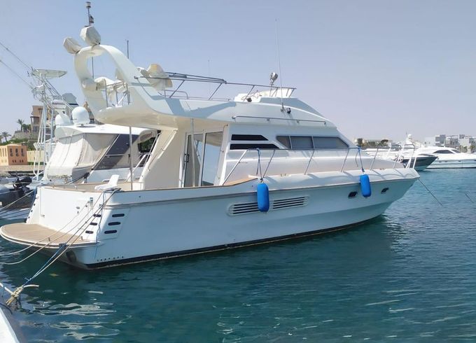 Birchwood 44TS Motor Yacht