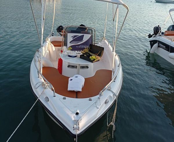 Poseidon Blue Water 170