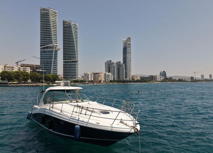 Sea Ray 455 Sundancer
