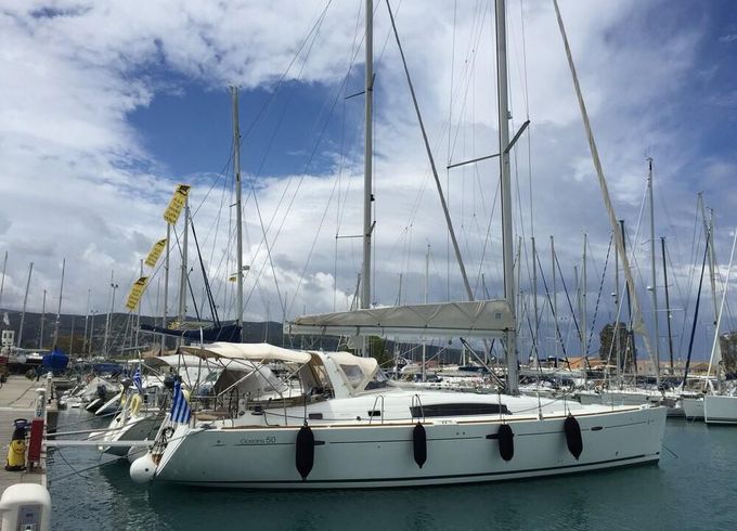 Beneteau Oceanis 50 Family