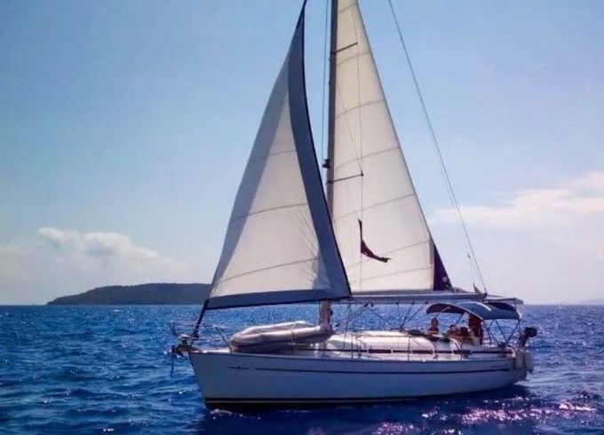 Bavaria 33