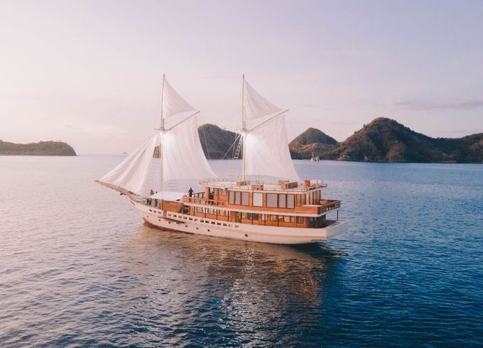 Traditional Phinisi Motor Yacht