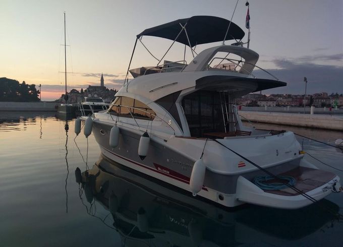 Beneteau Antares 36